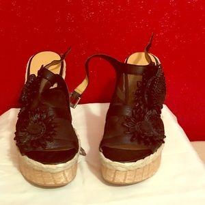 New Nine West High heel wedge sandals